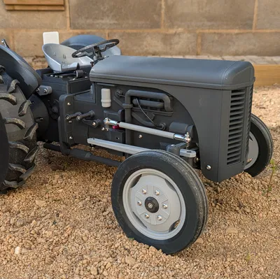 OpenRC Tractor MK3 TEA20 XL (tỉ lệ 1/6)