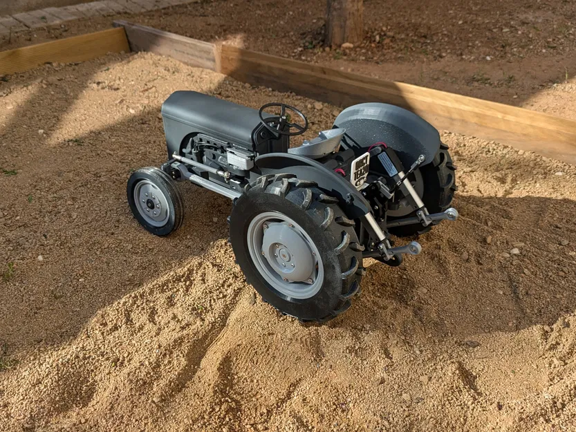 OpenRC Tractor MK3 TEA20 XL (tỉ lệ 1/6) - Image 4