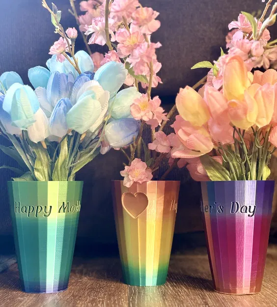 Bình hoa Ngày của Mẹ (Mother's Day vase) - Image 1