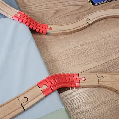 Thanh ray tàu hỏa uốn dẻo 12 đốt cho Brio