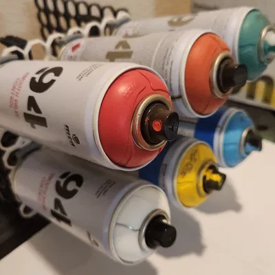 Giá treo lon sơn xịt Multiboard (Multiboard Spray Paint Can Holder)