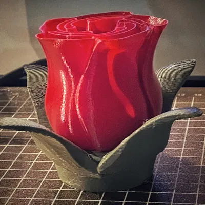 Nụ hồng Valentine: Electric Tea light cho Spiral Vase Rose