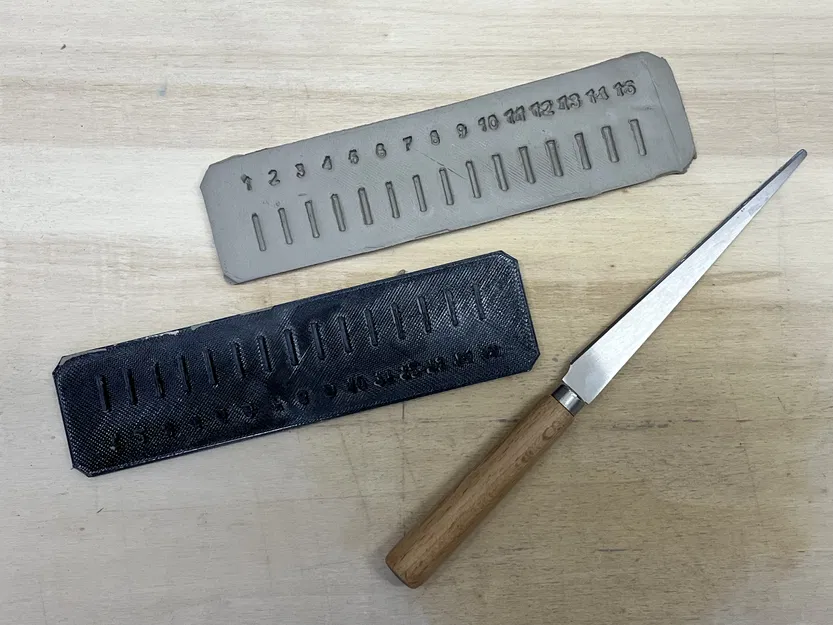 Con Dấu Thước Co Rút Cho Gốm (Shrinkage Ruler Stamp for Ceramics) - Image 1