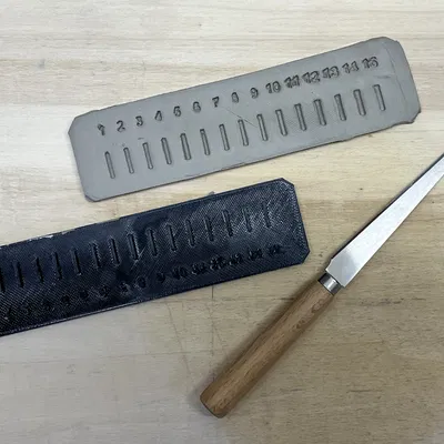 Con Dấu Thước Co Rút Cho Gốm (Shrinkage Ruler Stamp for Ceramics)