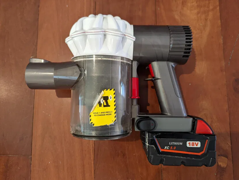 Adapter pin Milwaukee sang Dyson V7/V8 - Image 1