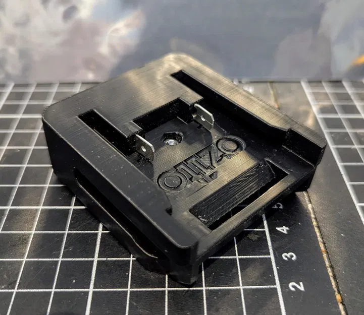 Adapter pin Ozito sang dụng cụ Makita (Ozito Battery to Makita Tools adaptor) - Image 1