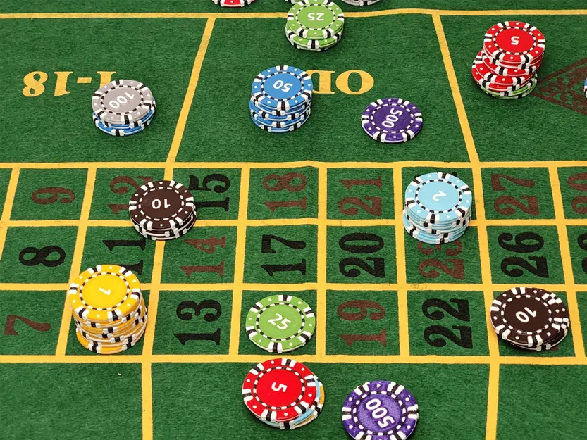 Chip Chơi Roulette & Poker 3D Đa Sắc Màu - Image 1