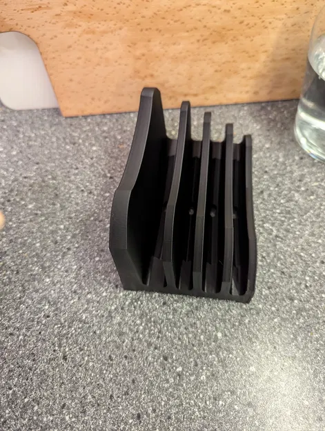 Giá Đựng Thớt In 3D Đa Năng Cho Bếp Gọn Gàng - Image 2