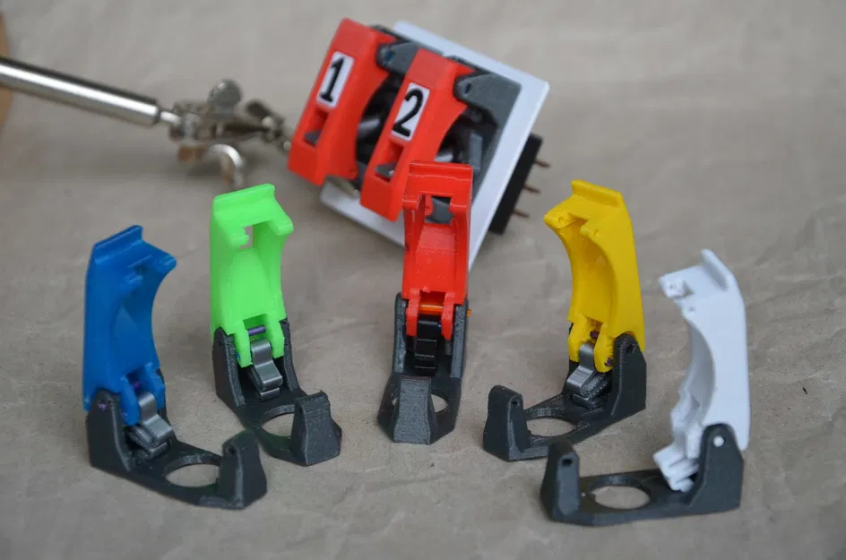 Chốt Che Công Tắc Tên Lửa (Missile Switch Cover Guard) - Image 1