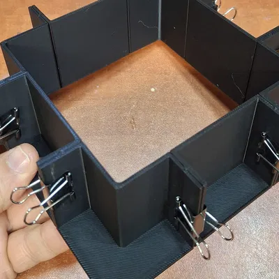 Khung Vỏ Khuôn Điều Chỉnh (Adjustable Mold Housing)