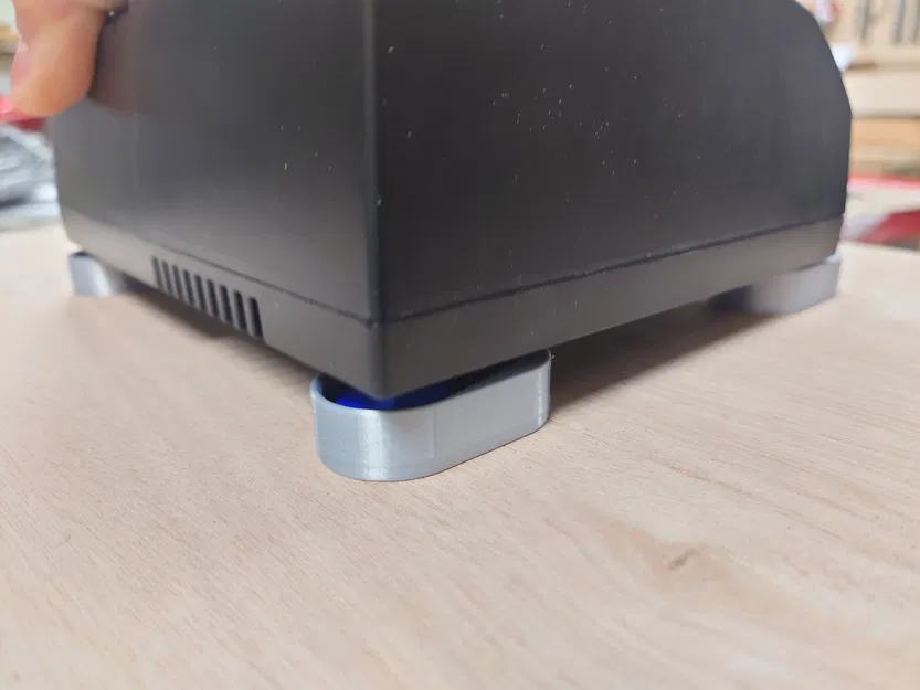 Giá Treo Sạc Makita DC18RC Lên Tường Dễ Lắp Ráp - Image 6