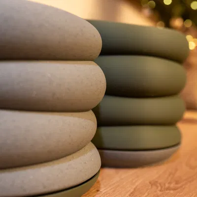 Chậu cây Floater kèm dĩa