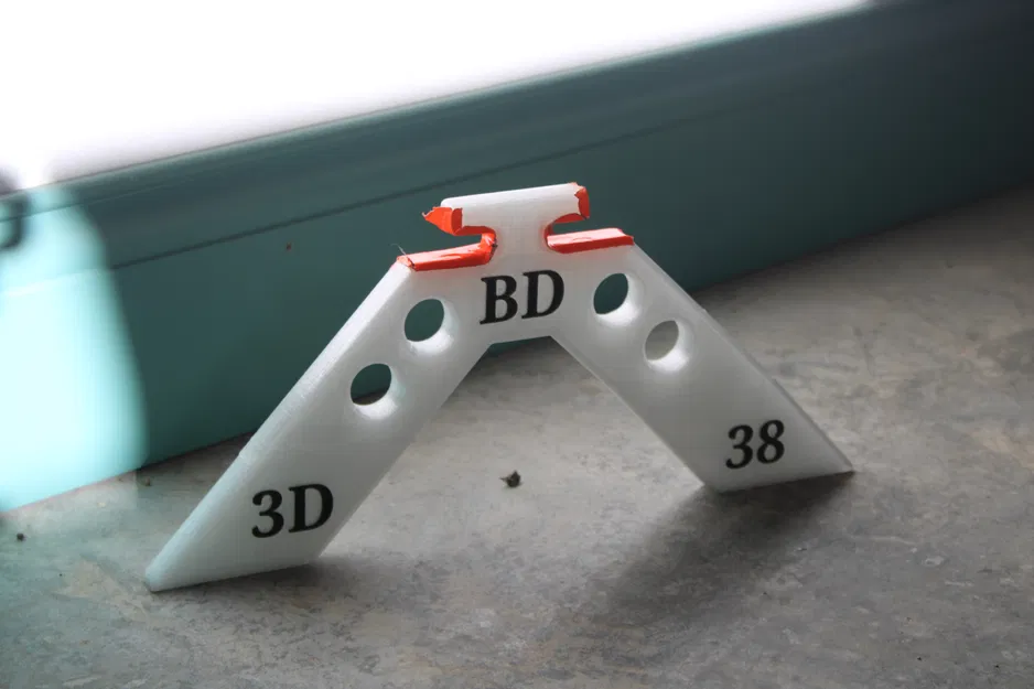 Chân chống (Kick Stand) cho cung compound in 3D - Image 5