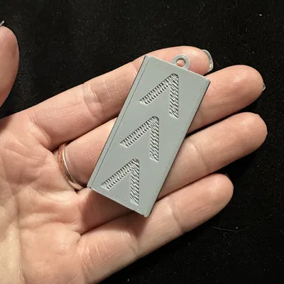 Hộp thuốc mini siêu nhỏ: chứa 7 viên Ø0.25"/1 tuần, bỏ túi, móc khóa