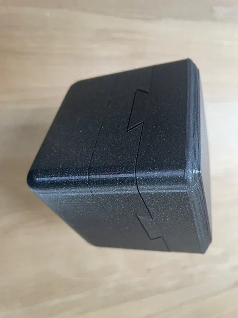 Impossible Box. - Image 1