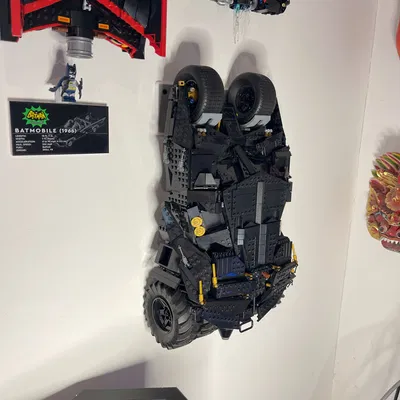 Giá treo tường LEGO Batman 76240 Tumbler (Wallmount)