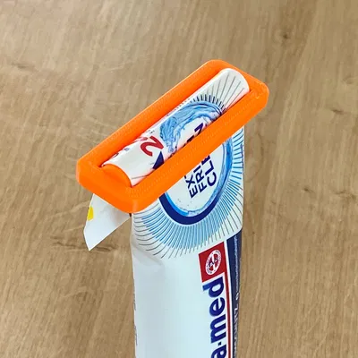 Dụng cụ vắt tuýp kem đánh răng (Toothpaste tube squeezer)