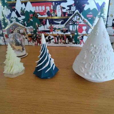 Cây Thông Noel Xoắn Ốc Độc Đáo - Đồ Chơi Giải Trí 3D