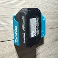 Ngàm treo tường đôi pin Makita (Duo Makita battery wall mount) - Thumbnail 1