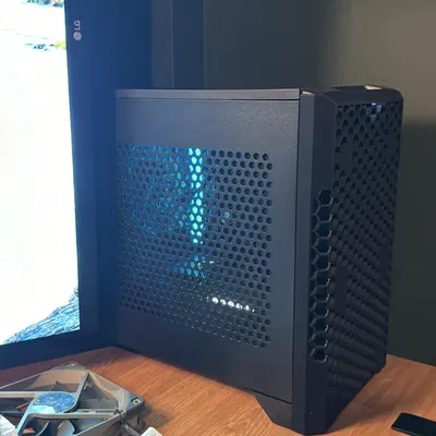 Mặt trước NR200p gắn 2 quạt 120mm (Dual 120mm Fan Front Panel)