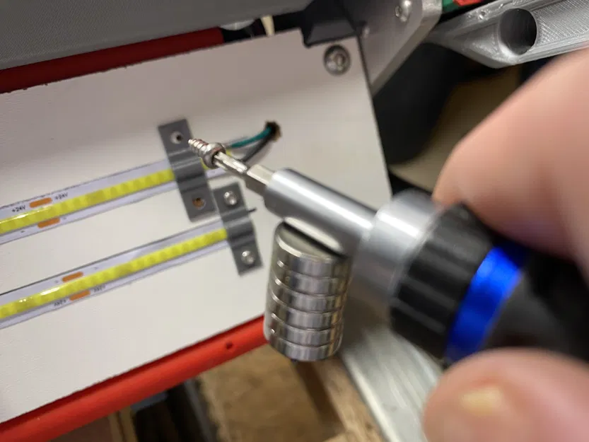 [unofficial] LowRider v4 CNC: nắp lưng gantry có bản lề + tie-downs + mount Jackpot - Image 14