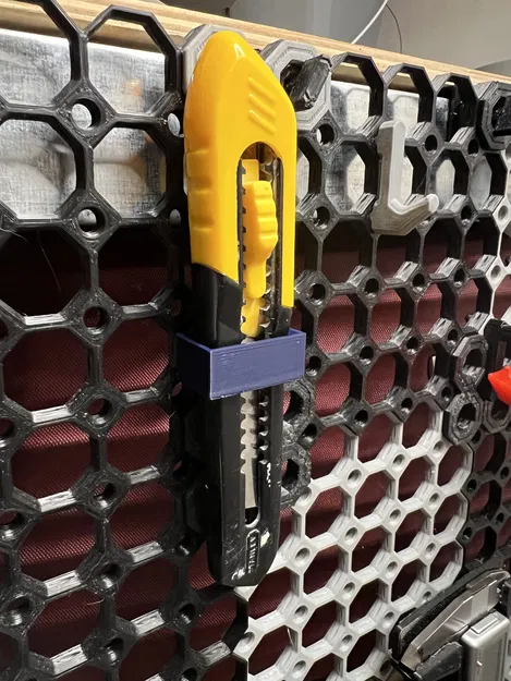 Giá đỡ dao rọc giấy Stanley cũ cho Multiboard - Image 1