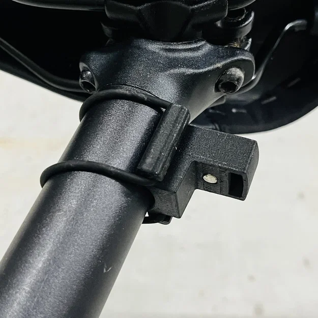 Ngàm gắn đèn xe đạp Knog Plus loại chắc chắn (Robust Knog Plus Bike Light Mount) - Image 2