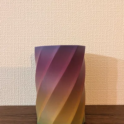 Ống Cắm Bút Xoắn (Twisted Pen Holder)