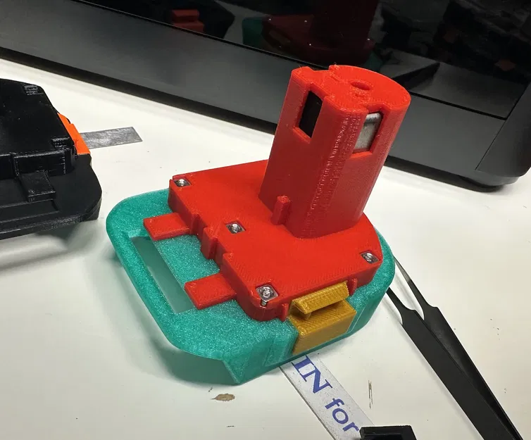 Adapter pin Makita sang Ryobi 18V (Makita to Ryobi 18V Battery Adapter) - Image 1