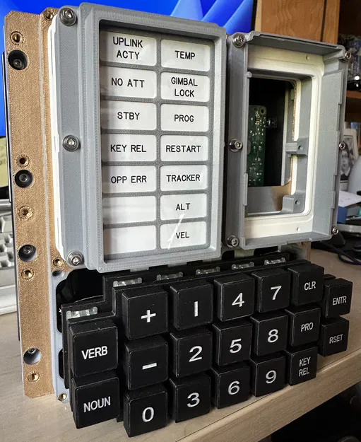 Apollo DSKY (AGC Display / Keyboard) – Bản replica - Image 4