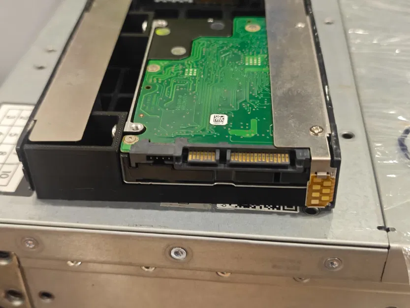 Adapter Chuyển Ổ Cứng 2.5" Sang 3.5" Cho HP Proliant GEN8/GEN9 - Image 1