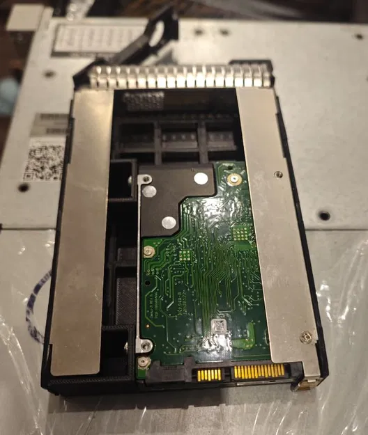 Adapter Chuyển Ổ Cứng 2.5" Sang 3.5" Cho HP Proliant GEN8/GEN9 - Image 4