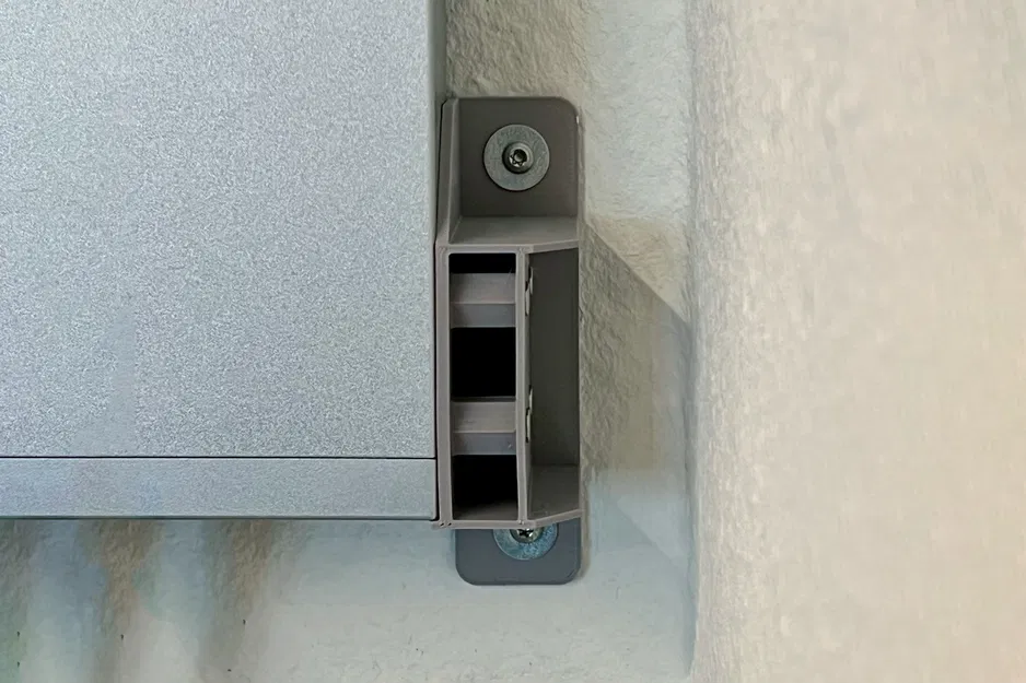 Bracket treo tường dọc cho thiết bị rack 19 inch - Image 1