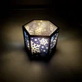 Lồng đèn mùa đông với các tấm màu thay đổi (Winter Lantern with Interchangeable Color Panels) - Thumbnail 4