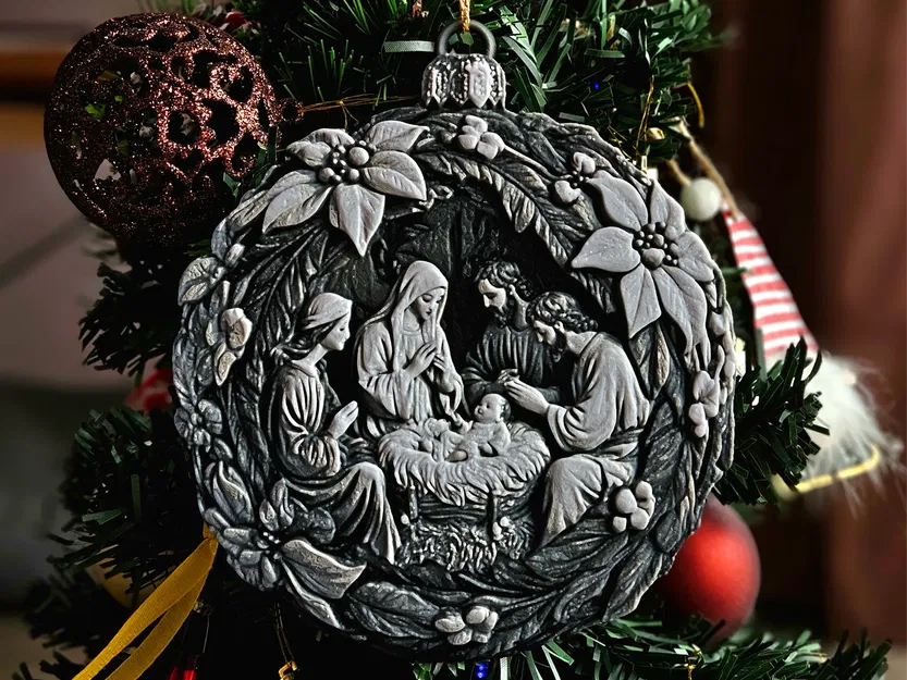 Chúa Giáng Sinh – The Nativity of Jesus (Bauble Christmas Ornament) - Image 1