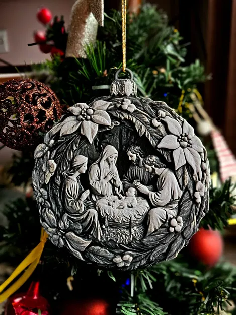 Chúa Giáng Sinh – The Nativity of Jesus (Bauble Christmas Ornament) - Image 2