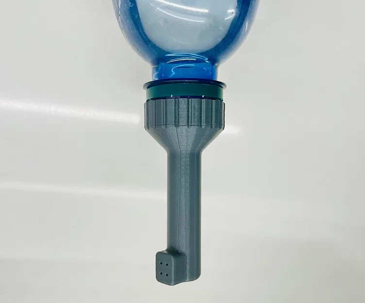 Vòi Xịt Vệ Sinh Cá Nhân 3D Gắn Chai PET Tiện Lợi - Image 1