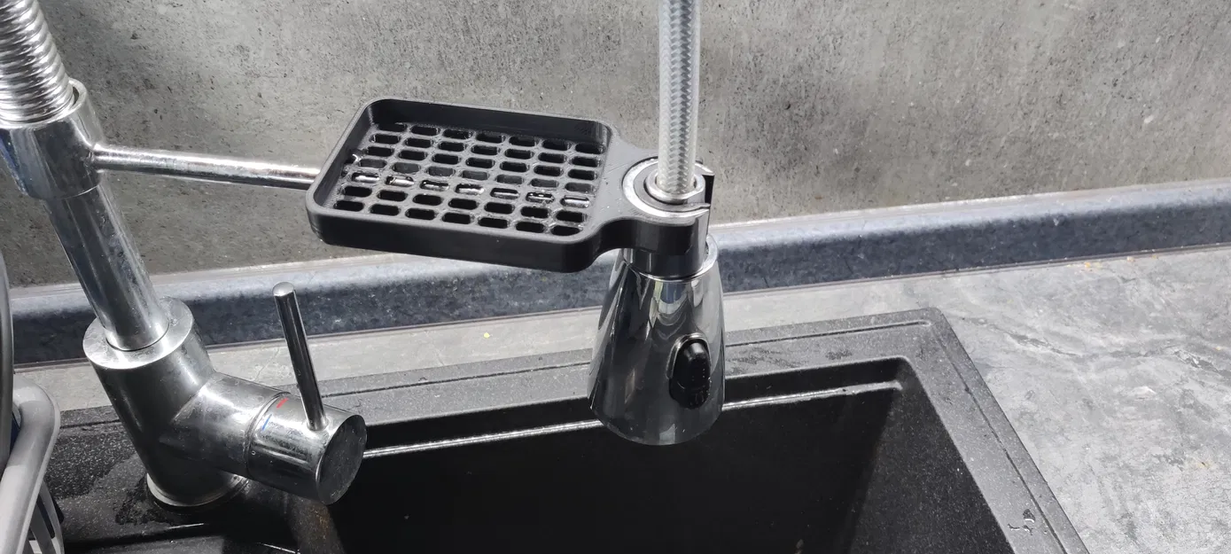 Kệ Giữ Giẻ Rửa Bát Gắn Vòi Bếp Thông Minh - Image 1