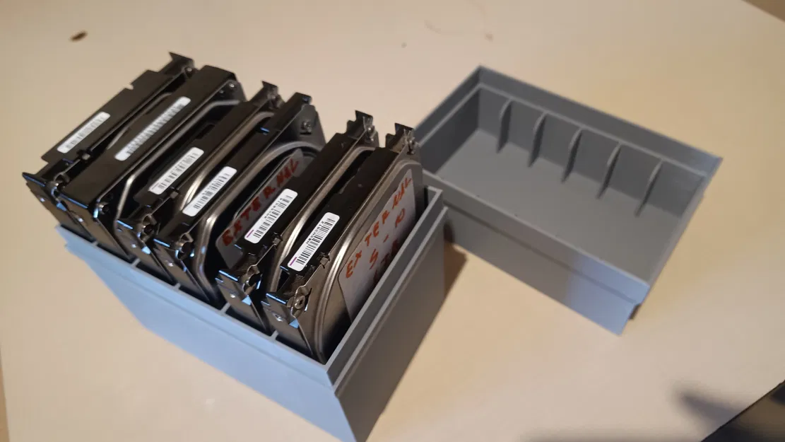 Hộp đựng HDD 3.5" (HDD 3.5 box) - Image 1