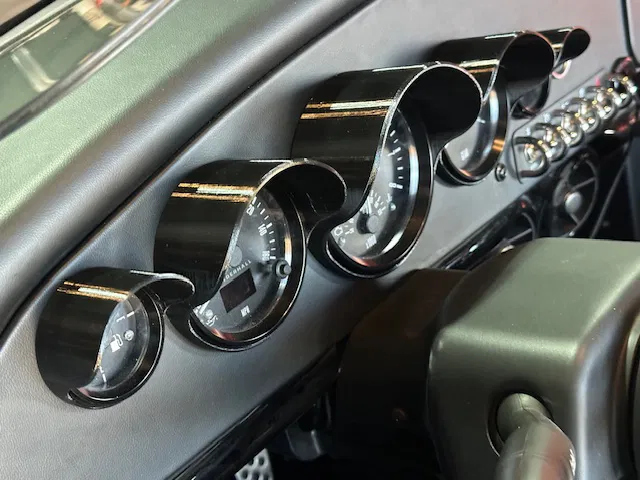 Bộ 5 Gauge Visors cho Vanderhall Carmel - Image 1