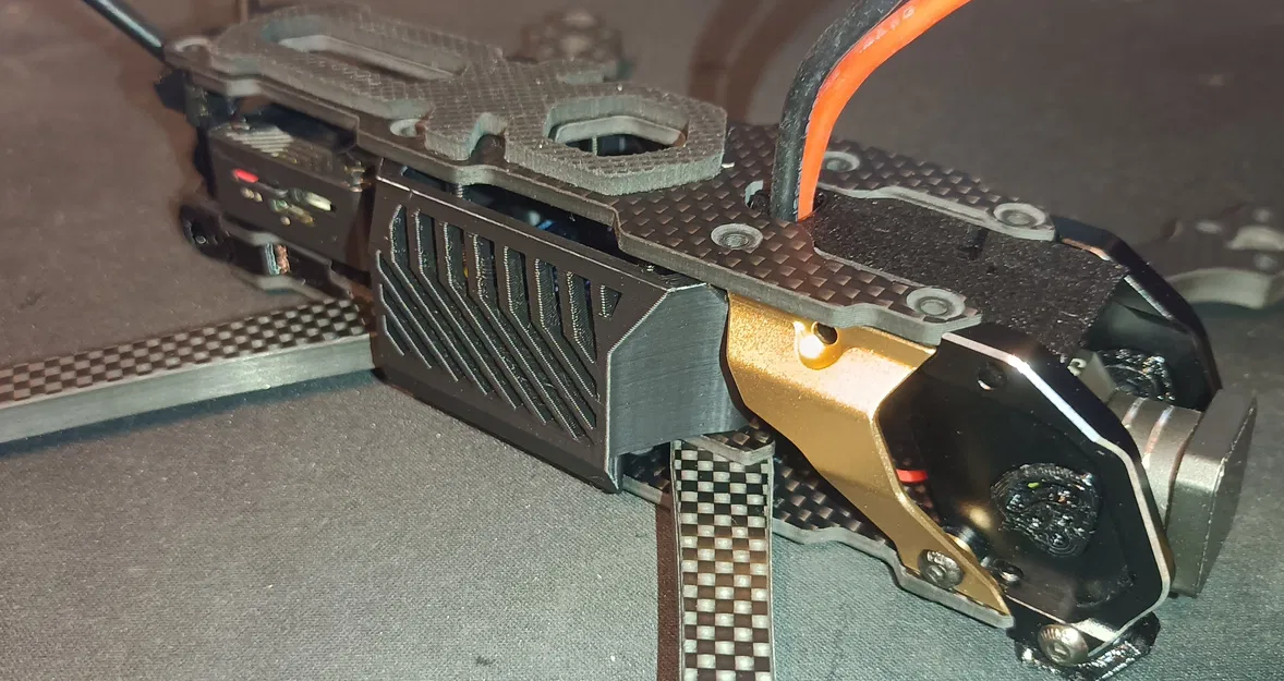 Miếng Bảo Vệ Cạnh Drone Speedybee Mario 5 XH - Image 1