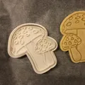 Shroom-tastic Shapes – Khuôn cắt bánh quy hình nấm/toadstool - Thumbnail 2