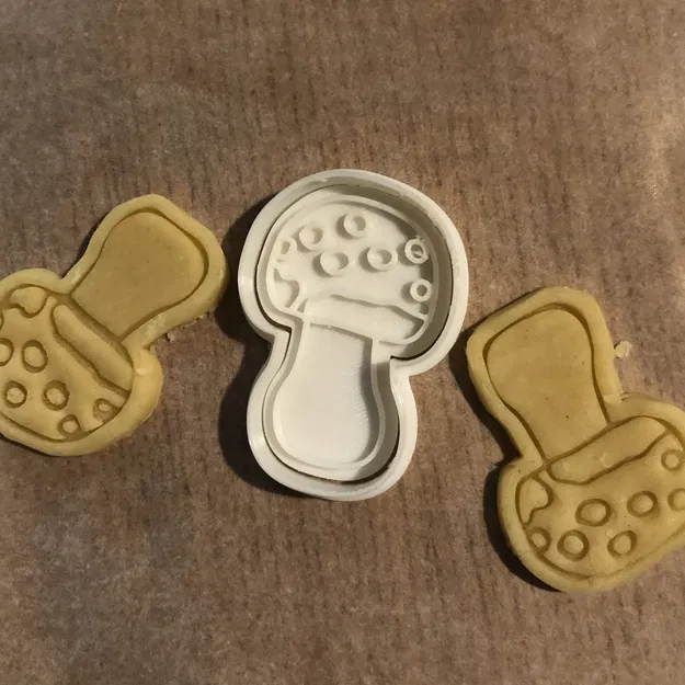 Shroom-tastic Shapes – Khuôn cắt bánh quy hình nấm/toadstool - Image 4