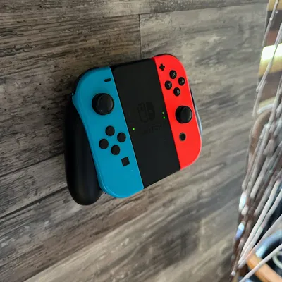 Giá treo tường - Tay cầm Nintendo Switch Joycon Comfort Grip