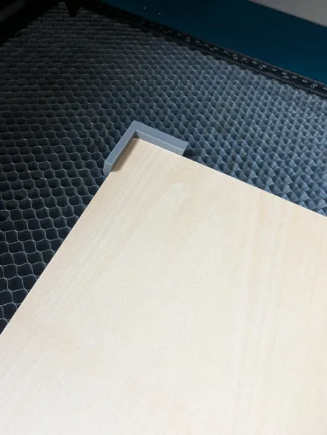 Góc Cữ Bàn Honeycomb Laser (Laser Honeycomb Bed Corner) - Image 1