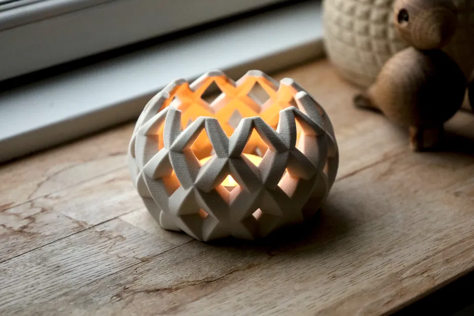 Chân Nến Tealight "Vẻ Đẹp Lãng Đãng" Độc Đáo Cho Trang Trí Nhà Cửa - Image 1