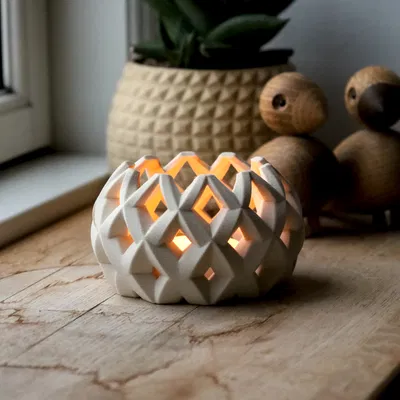 Chân Nến Tealight "Vẻ Đẹp Lãng Đãng" Độc Đáo Cho Trang Trí Nhà Cửa