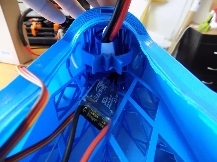 Mô hình RC máy bay Shark tỉ lệ 1:8 v5.0 - Image 19