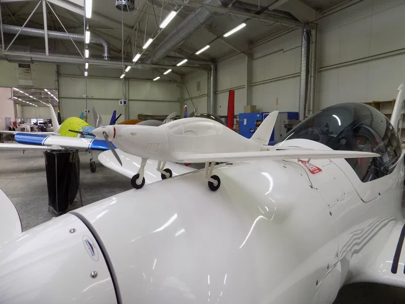 Mô hình RC máy bay Shark tỉ lệ 1:8 v5.0 - Image 38