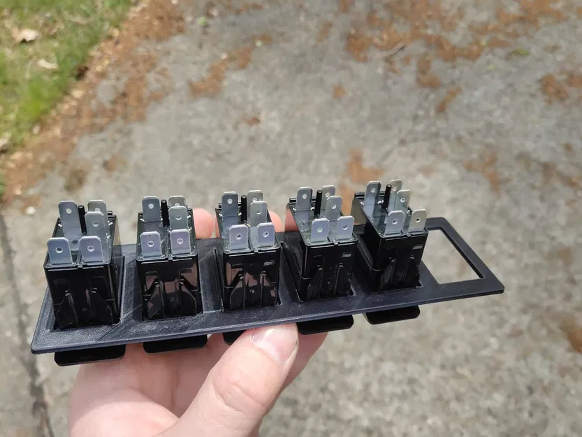 Khay Gắn 5 Công Tắc Xe Hơi Chuẩn DIN - Image 3